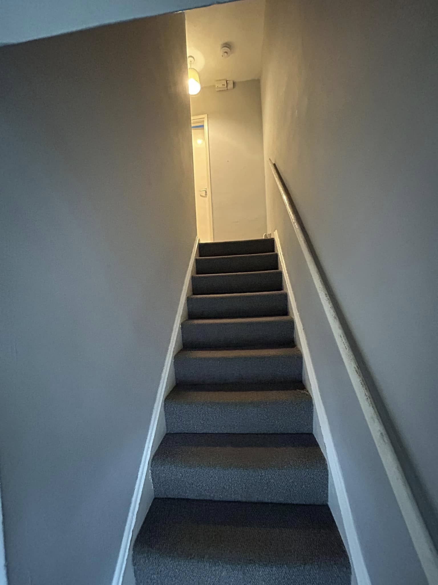 Crafting Captivating Headlines: Your awesome post title goes here